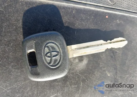 2015 Toyota Tacoma Access Cab z USA, uszkodzony, nr VIN 5TFUX4EN1FX032626